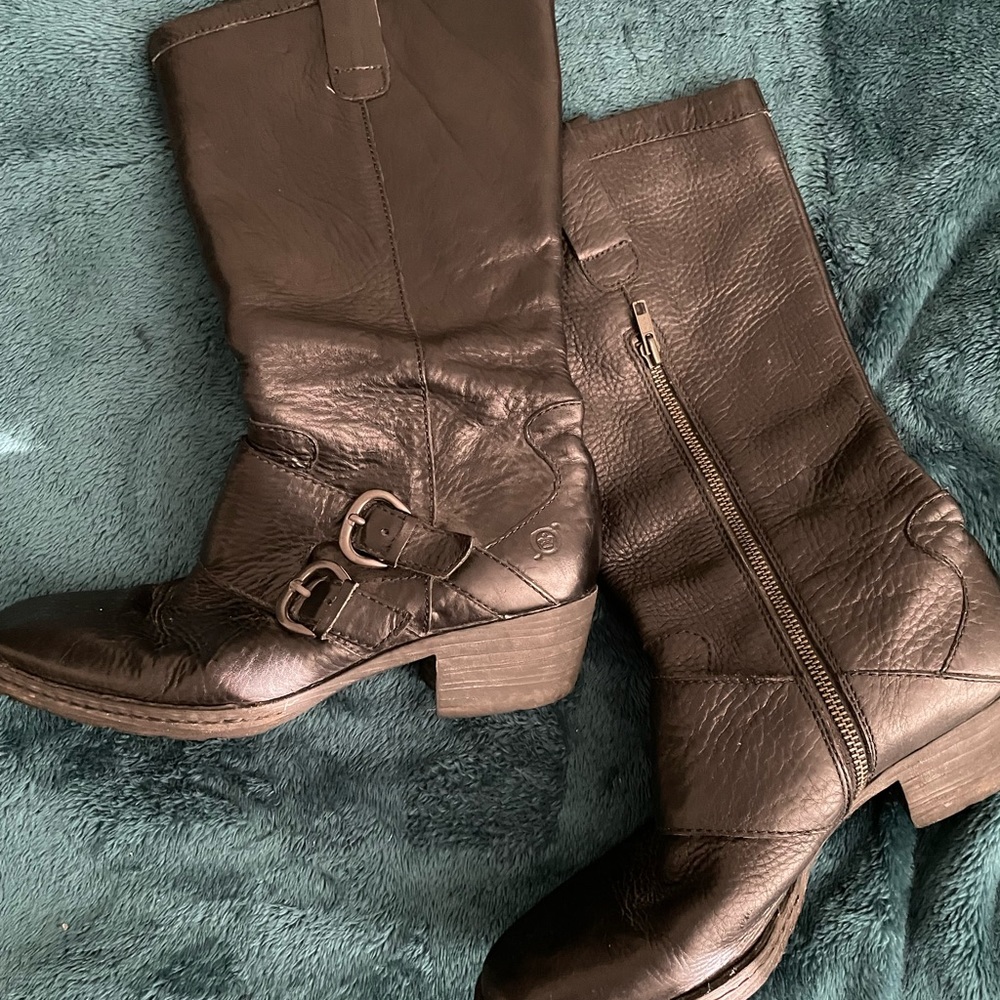 Born black leather boots